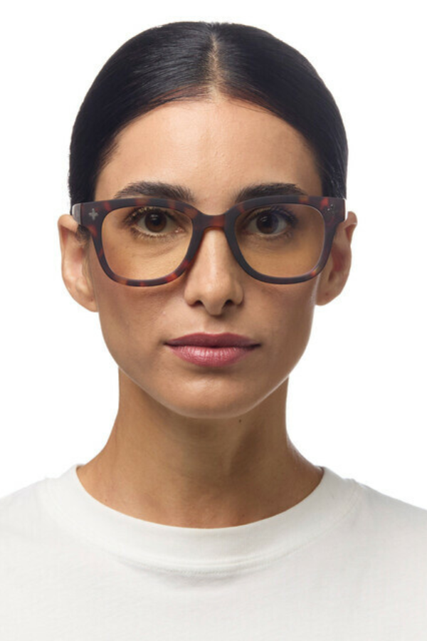 Okkia Giovanni Readers (Available in Two Colours)