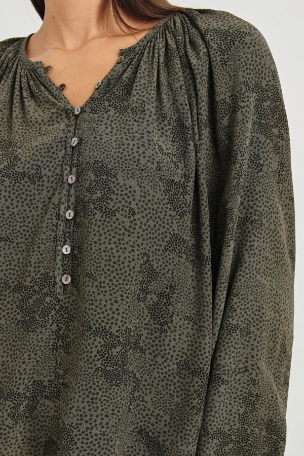 Rails Indi Pebble Print Round Neck Blouse