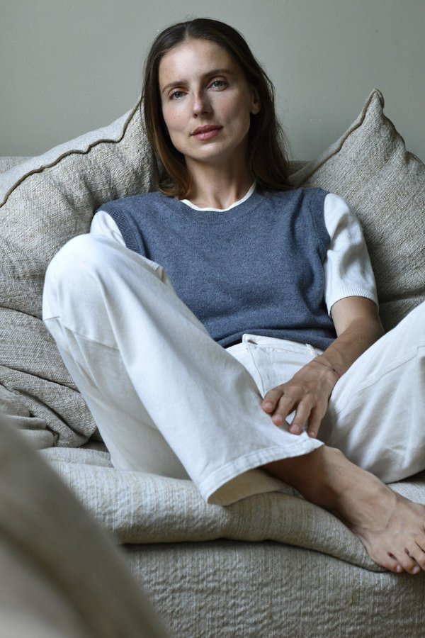 Yerse Two-Tone Short Sleeve Sweater