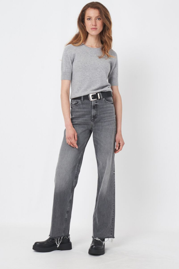 Repeat Crew Neck Cashmere Sweater