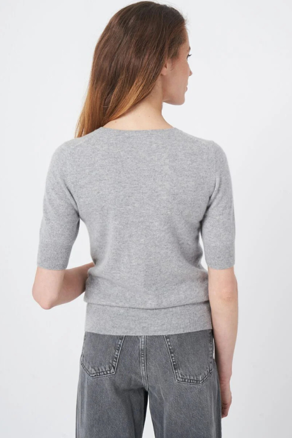 Repeat Crew Neck Cashmere Sweater