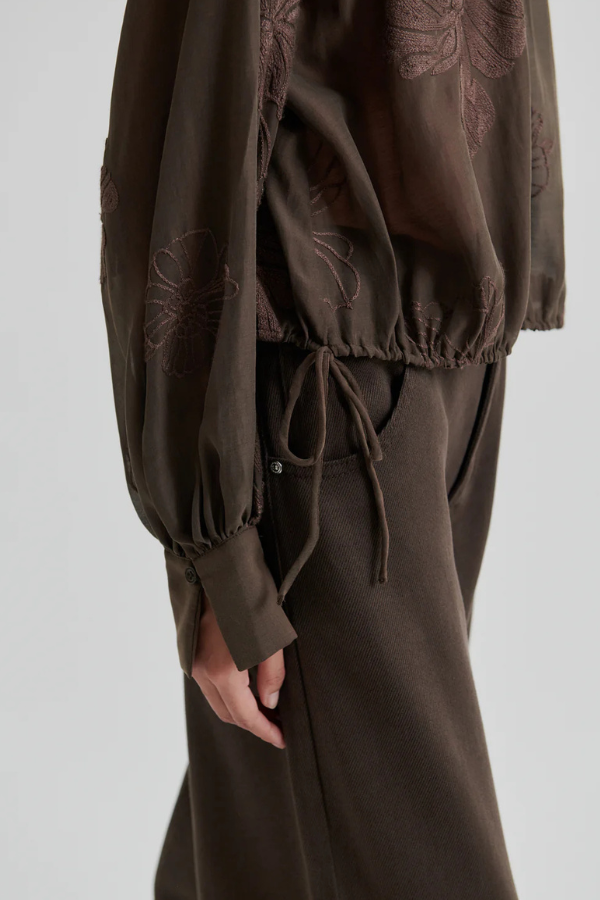 Second Female Cropped Floral Blouse (Available in Two Colours)