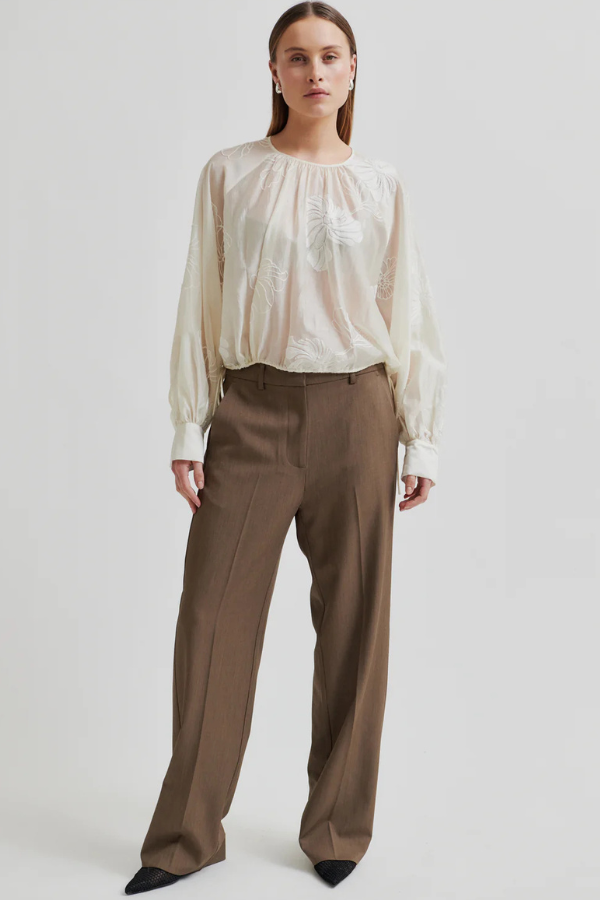 Second Female Cropped Floral Blouse (Available in Two Colours)