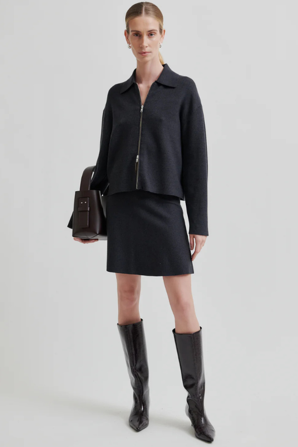 Second Female Collard Zipper Cardigan