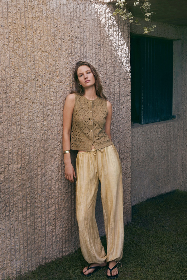 Yerse Crochet Knit Vest