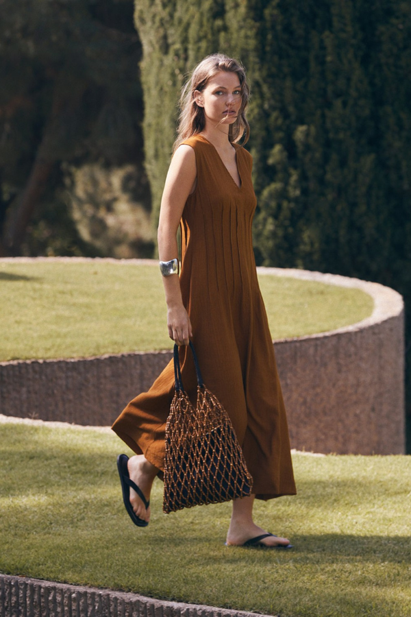 Yerse Sleeveless Pleated Dress (Available in Multiple Colours)