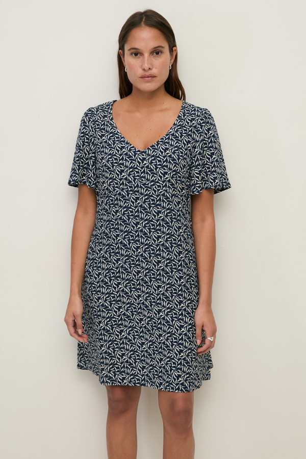 Yerse Leaf Print Dress