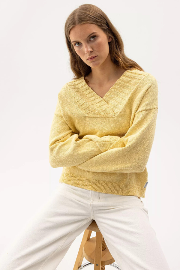 Holebook Juni V-Neck Sweater