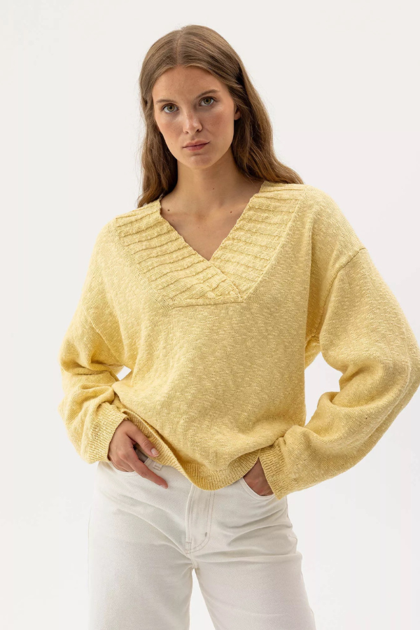 Holebook Juni V-Neck Sweater