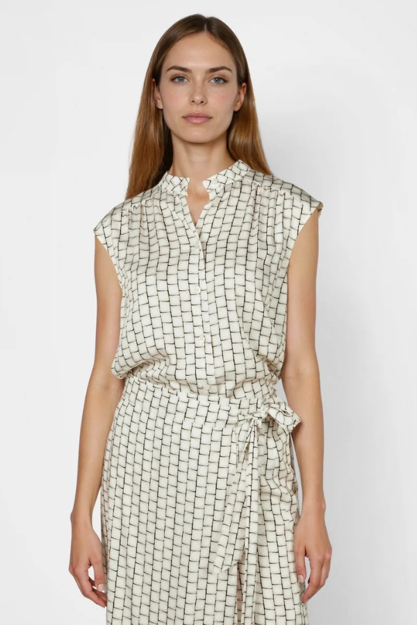 Marc Aurel Sleeveless V-Neck Print Top