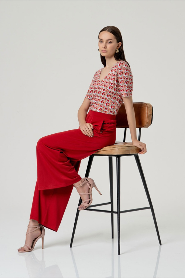 Surkana Fitted V-Neck Shirt (Available in Multiple Sizes)