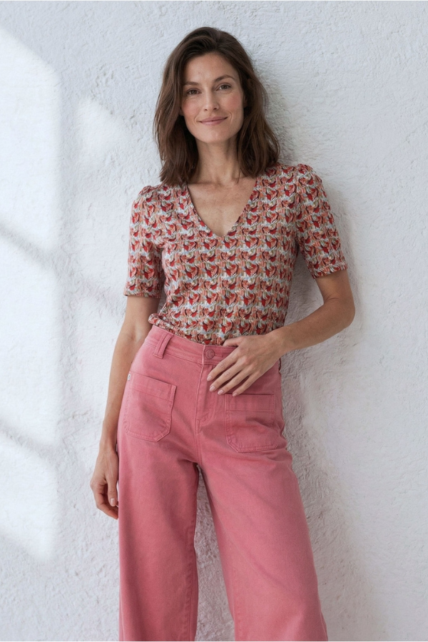 Surkana Fitted V-Neck Shirt (Available in Multiple Sizes)