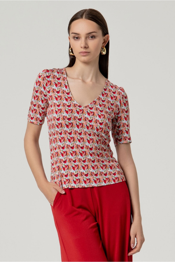 Surkana Fitted V-Neck Shirt (Available in Multiple Sizes)