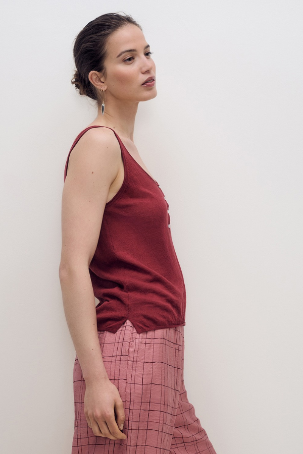Yerse Button Tank Top