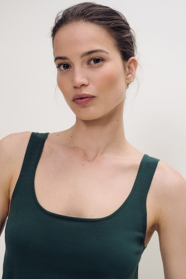 Yerse Square Neck Tank Top